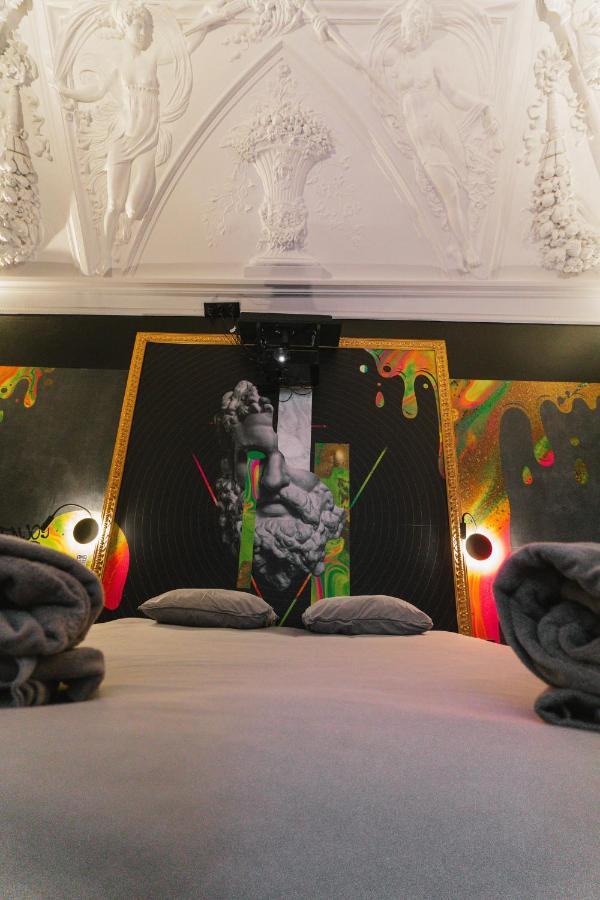 Capsule Art Deco - Jacuzzi - Netflix - Home Cinema - Arcade De Jeux & Nintendo Switch - 2 Chambres - Filet Suspendu Valenciennes Exterior foto